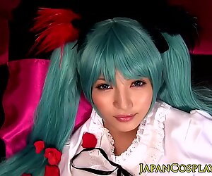 Japanese cosplay babe Mitsune Haku cockriding