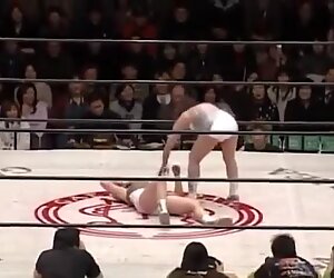 Japonky wrestling stinkface o 1:56