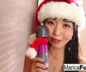 マリカと日本人のクリスマススタイルのお祝い＆＃039_S一人